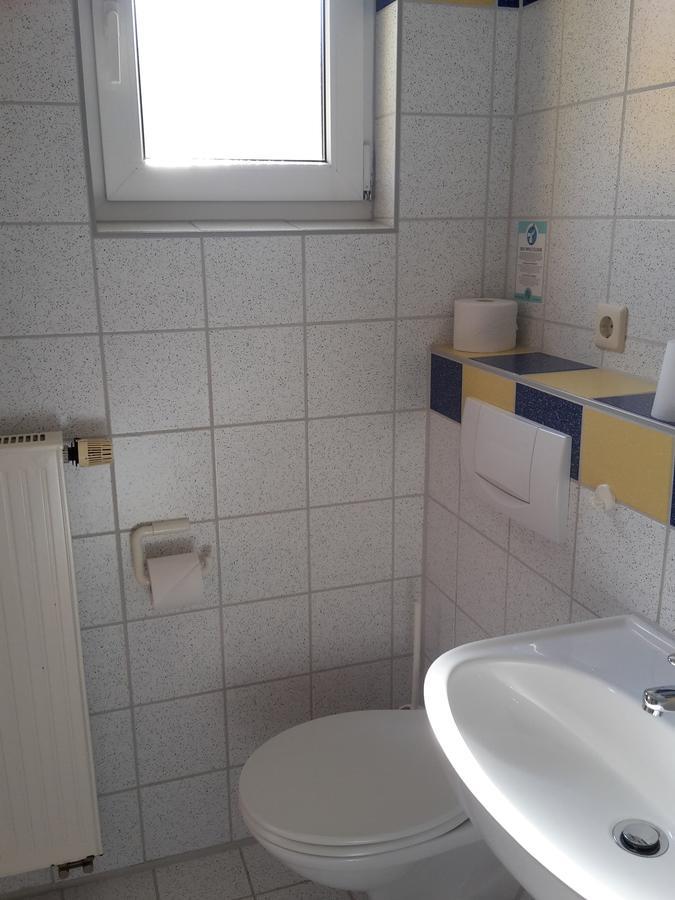 Motel Am Highway Althengstett Екстер'єр фото